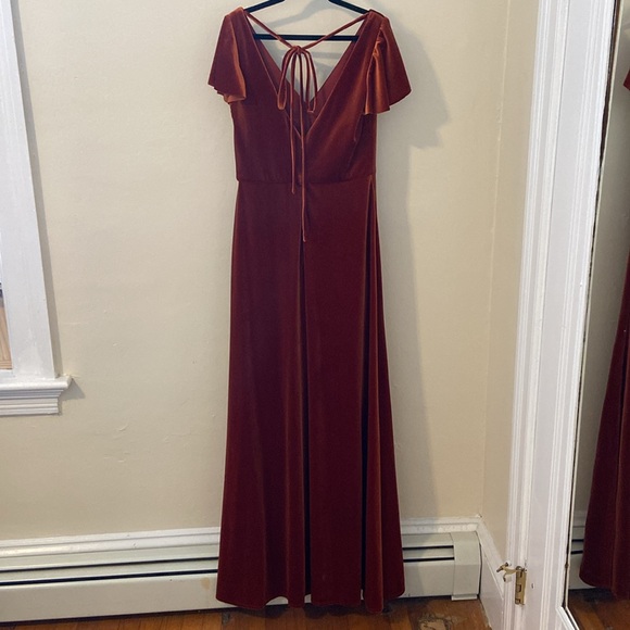 After Six Velvet Flutter Sleeve Maxi Dress in Rust - Picture 3 of 5